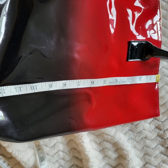 Elizabeth Arden Big Tote - Picture 4 of 7